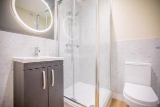 Nelson's Berth - brand new 7 bed all ensuite - 5