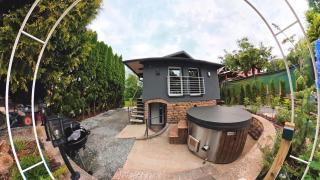 Secret Garden Retreat - Pool & Hot Tub - 8