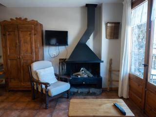 Apartament rural per a 6 · Pardines - 6