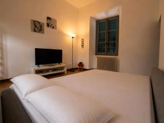 Loft a 5 Min da Mare & Stazione - 8
