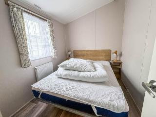 8 Berth Caravan By The Beautiful Beach Of Hunstanton In Norfolk Ref 23006W - 1