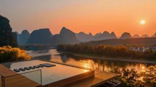 The First Glimpse Karst Villas - Where Mountain Views Capture Your Heart at First Glimpse - Neo-Chinese Courtyard Design & Personal Soaking Tubs for Every Room - a Sweeping Infinity Pool & a Single Secluded Pool Suite - 8