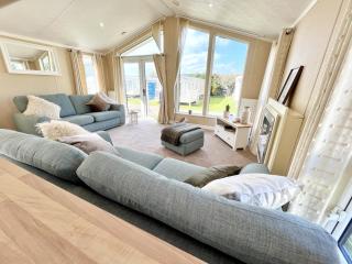 Stunning 6 Berth Lodge At Manor Park, Near Hunstanton Beach Ref 23011B - 6