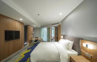 Holiday Inn Express Chongqing University Town by IHG - 5