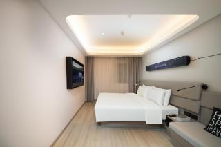 Atour X Hotel Zhuhai Gongbei Port Fuhuali - 8