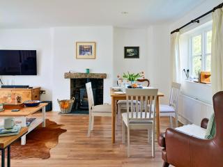 Coachmans Cottage - 4
