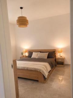 Private Room with Ensuite bathroom in Modern Sea View Apartment - 3
