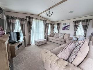 Beautiful Lodge At Manor Park In Hunstanton Ref 23018K - 7