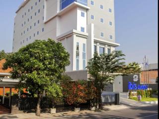 ibis budget Surabaya Diponegoro - 9