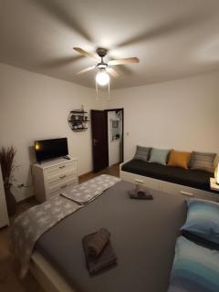 Apartment Miljenko Tomic 2 - 4