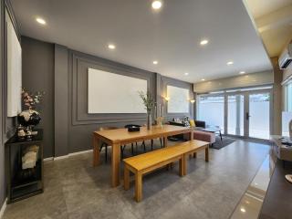 Nice 2-storey townhouse in local neighborhood area - 6