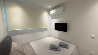2BR Apartment Glyfada Near Beach & Parking - 7