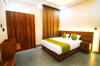 GreatMeadowsHomes Luxury Home - 8
