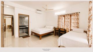 PAZHOOR RESIDENCY HOME STAY 4BHK Deluxe Apartment FF & SF - 4