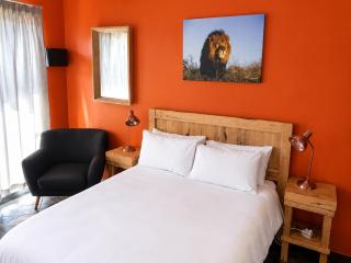 Lungile Backpackers - 2