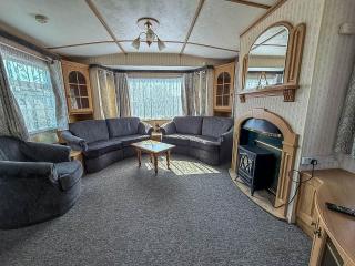 Spacious Caravan For Hire In Hunstanton At Manor Park Holiday Park Ref 23047B - 8