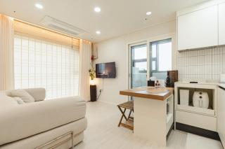 Hongdae Station 5min 8F City View Apartment 2BR for 6 - Seoel - 4