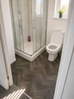 Spacious 3 bedroom 2.5 bathroom - 2
