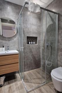 Designer Apartment in Prime location near the sea - 1