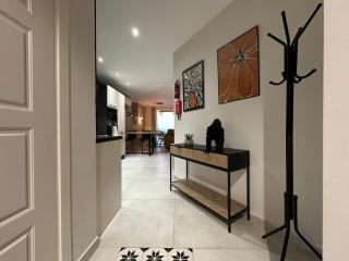 Designer Apartment in Prime location near the sea - 1