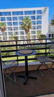 Golem Premium Beach Apartments - 9