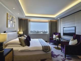Mövenpick Hotel Bahrain - 9