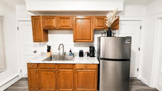 Nona - Private Room 1 with Parking, Desk & Fast WiFi near Yale, Quinnipiac, SCSU & Hospitals - 2