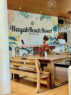 Lux Family Room 2 with Beach & Pool in Sipalay - 9