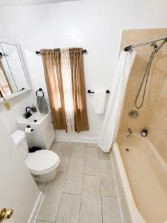 Mia Private Room near Yale, Hospitals & Downtown - New Haven - 7