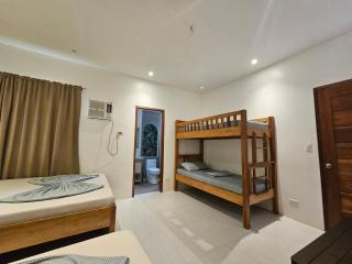 Nayah Beach Resort Sipalay Family Room 2 - 5