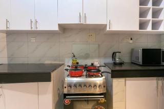 Luxury Vacations with Pool, Gym, Bar and fastWifi - 2