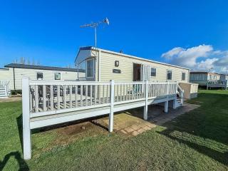 Beautiful Caravan With Decking At Manor Park, Hunstanton Ref 23098T - 9