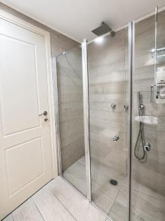 Beachfront Bat Galim 1 BDR By Lime Luxe - 4