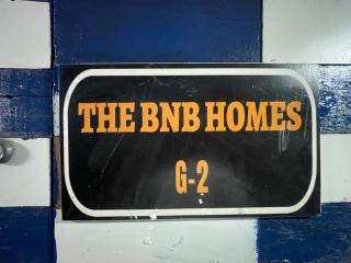 Independent Garden Cottage-Bandra-Carter road - 8