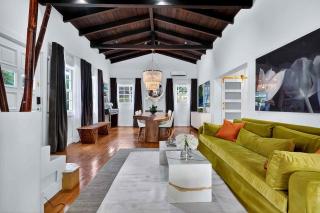 Villa 800 - 3 BEDROOM - 3 AND A HALF BATHROOMS -6 BEDS- Spa like Retreat Saline Pool & Jacuzzi - 9