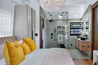 Villa 800 - 3 BEDROOM - 3 AND A HALF BATHROOMS -6 BEDS- Spa like Retreat Saline Pool & Jacuzzi - 1