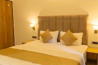 Royal Beach hotel - 0