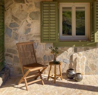 Cozy cabin in untouched nature with Seaview - 2