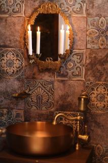 Authentic home with fireplace in a center Tbilisi - 8