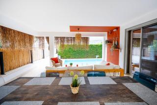 Luxury Vacation Seaside Villa with Privacy - 6