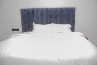 Five Star Meekness Hotel LTD - 3