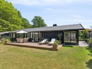Holiday Home Daren - 235m from the sea by Interhome - 0