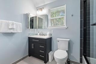 Lincolnville Charm l Walk to DNTN l Dog Friendly - 9