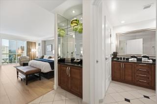 MGM SIGNATURE - Strip View Suite- FREE valet parking - 2
