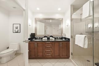 MGM SIGNATURE - Strip View Suite- FREE valet parking - 2