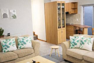 18 On Basil Self Catering Accommodation - 4