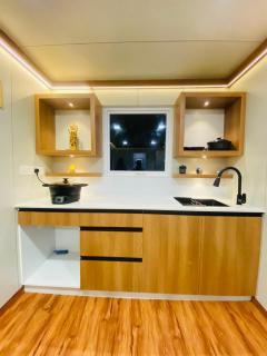 Living Big In A Tiny Home - 7