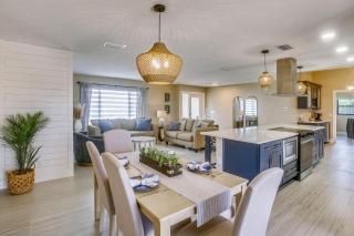Canal-Front Gem w/ Dock! Family Home in Cape Coral - 7