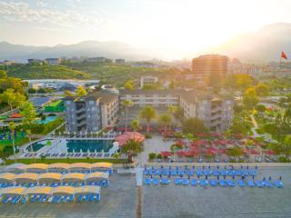Senza Sunset Beach Hotel - 8