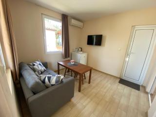 Gloria Houses-Free Parking - 5